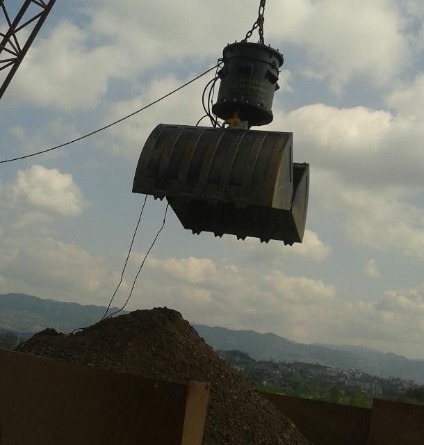 液壓遙控抓斗圖片及應(yīng)用案例